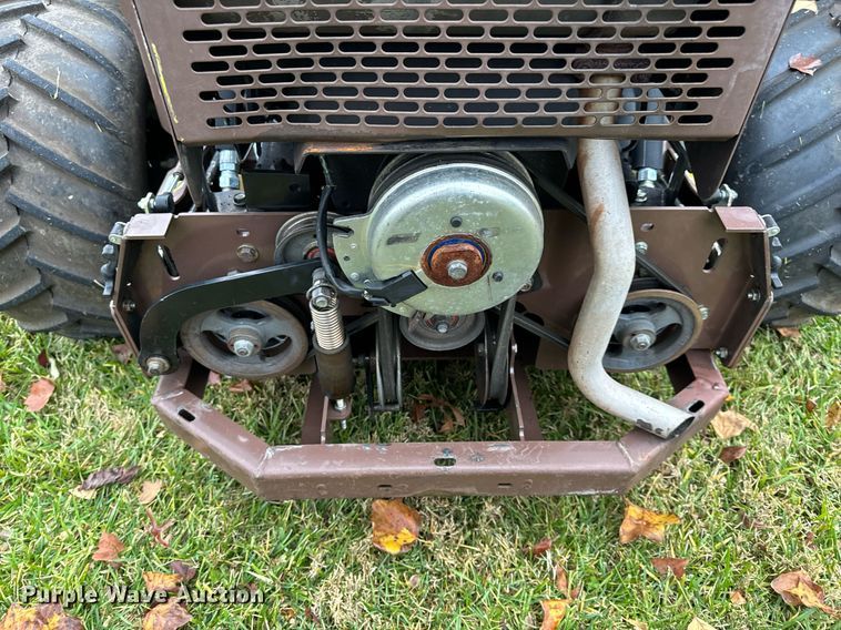 image for item NM9061 Grasshopper 430D  ZTR lawn mower