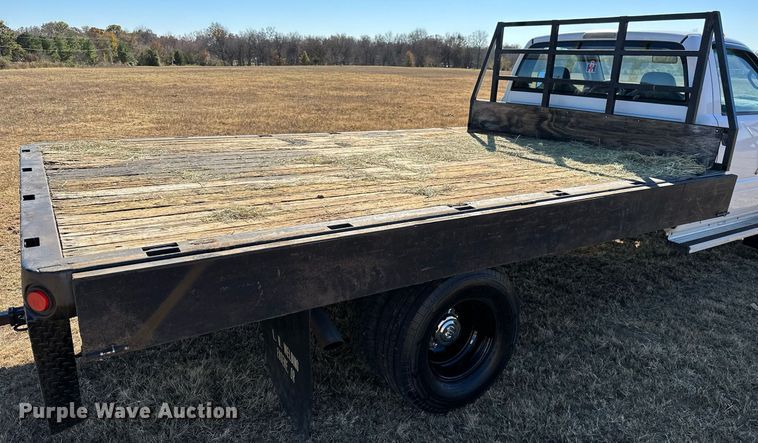 image for item NO9369 1998 Dodge Ram 3500  flatbed pickup truck