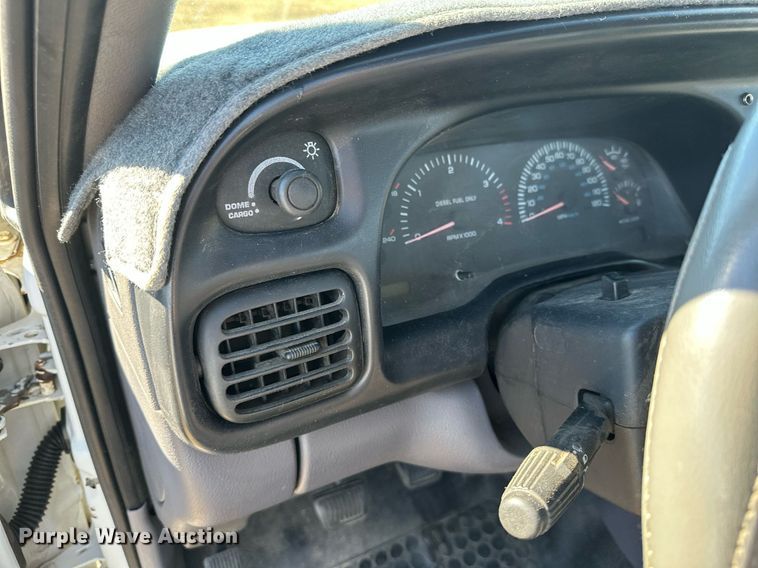 image for item NO9369 1998 Dodge Ram 3500  flatbed pickup truck