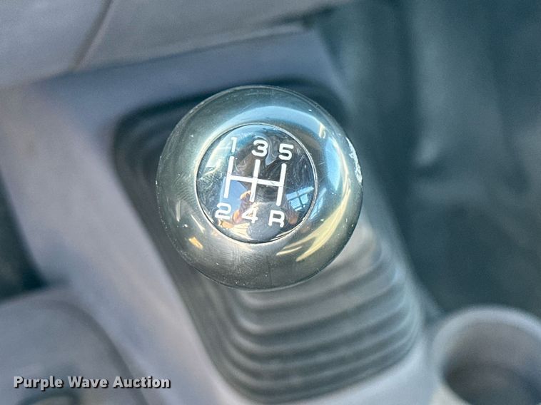 image for item NO9369 1998 Dodge Ram 3500  flatbed pickup truck