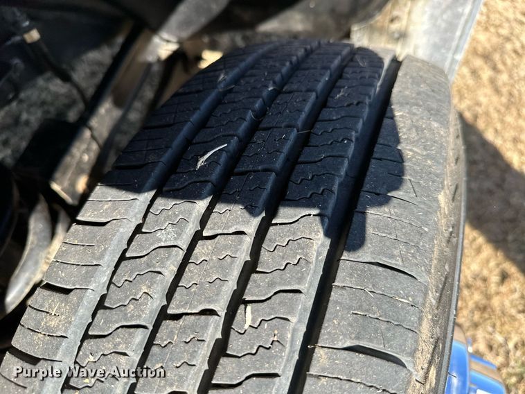 image for item NO9369 1998 Dodge Ram 3500  flatbed pickup truck