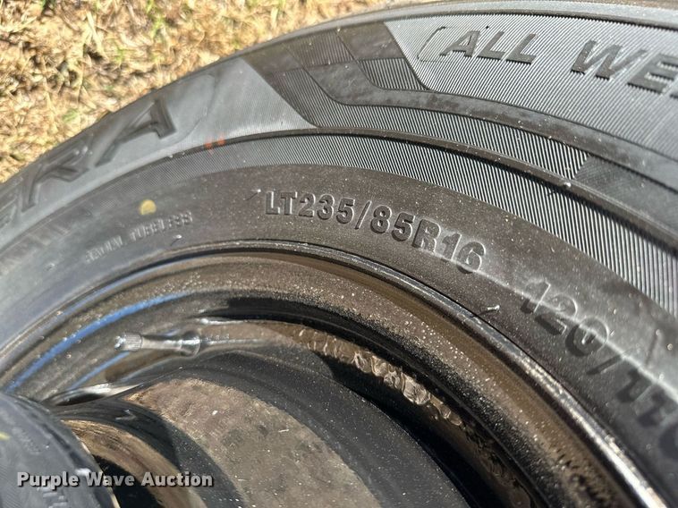 image for item NO9369 1998 Dodge Ram 3500  flatbed pickup truck