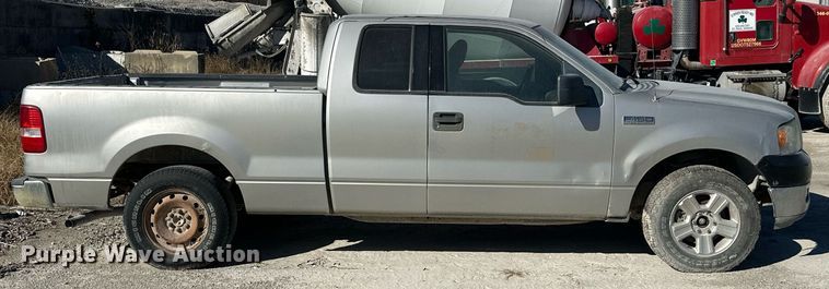 image for item NO9373 2004 Ford F150 XLT  SuperCab pickup truck