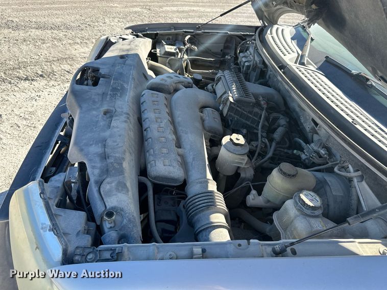 image for item NO9373 2004 Ford F150 XLT  SuperCab pickup truck