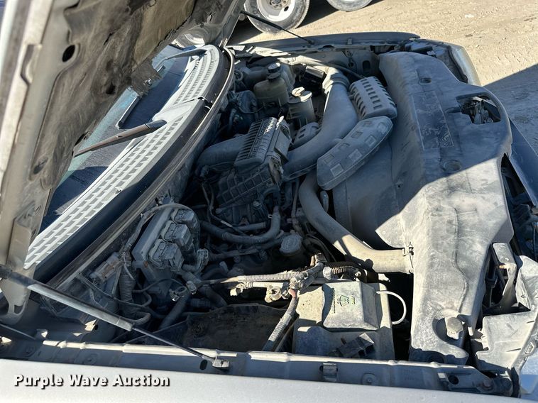 image for item NO9373 2004 Ford F150 XLT  SuperCab pickup truck