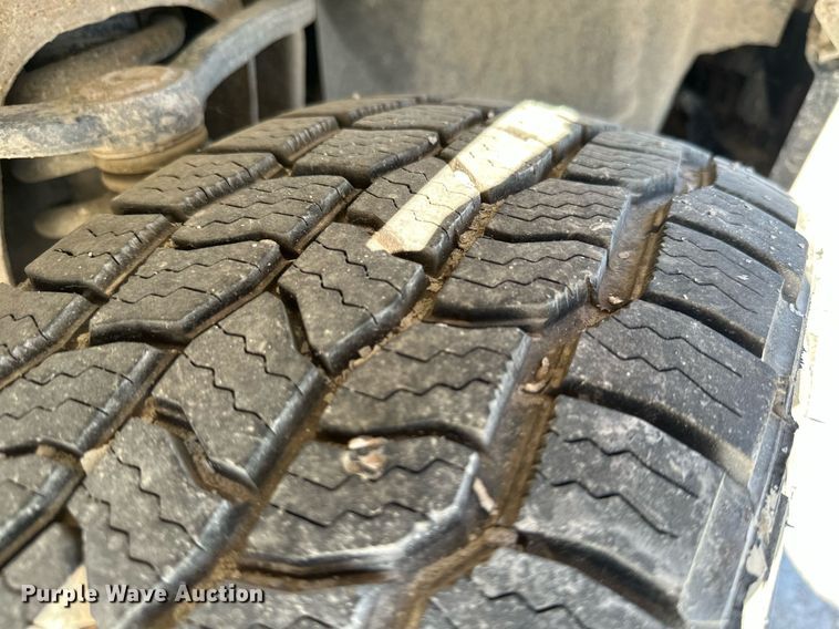 image for item NO9373 2004 Ford F150 XLT  SuperCab pickup truck