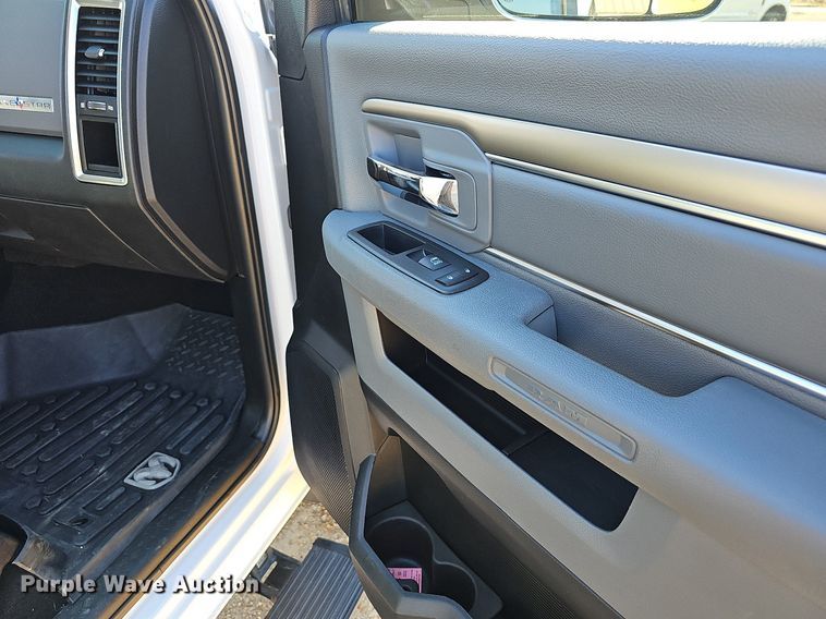 image for item NP9113 2018 Dodge Ram 2500HD AEV  Crew Cab pickup truck