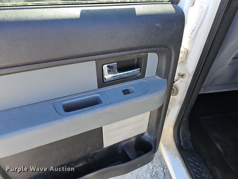 image for item NP9127 2012 Ford F150 XLT SuperCrew pickup truck