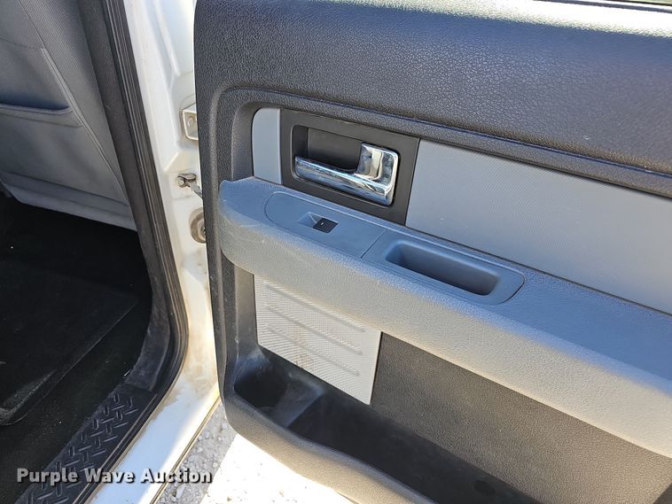 image for item NP9127 2012 Ford F150 XLT SuperCrew pickup truck