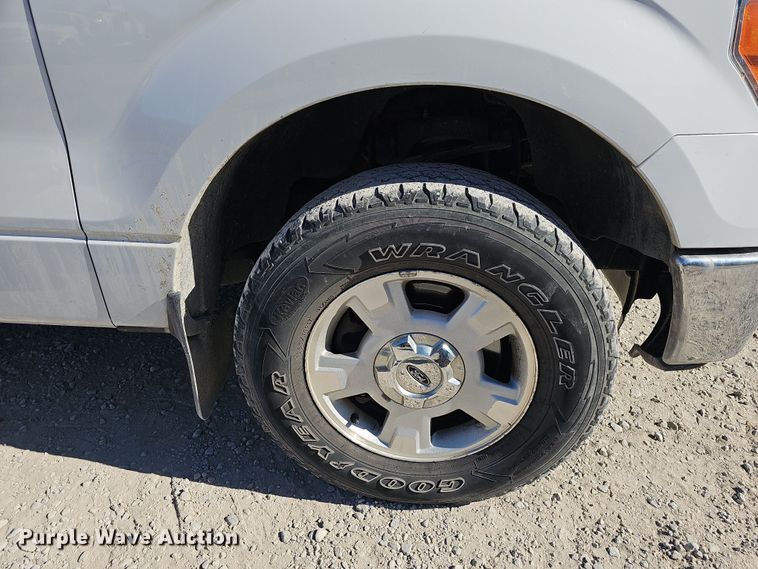 image for item NP9127 2012 Ford F150 XLT SuperCrew pickup truck