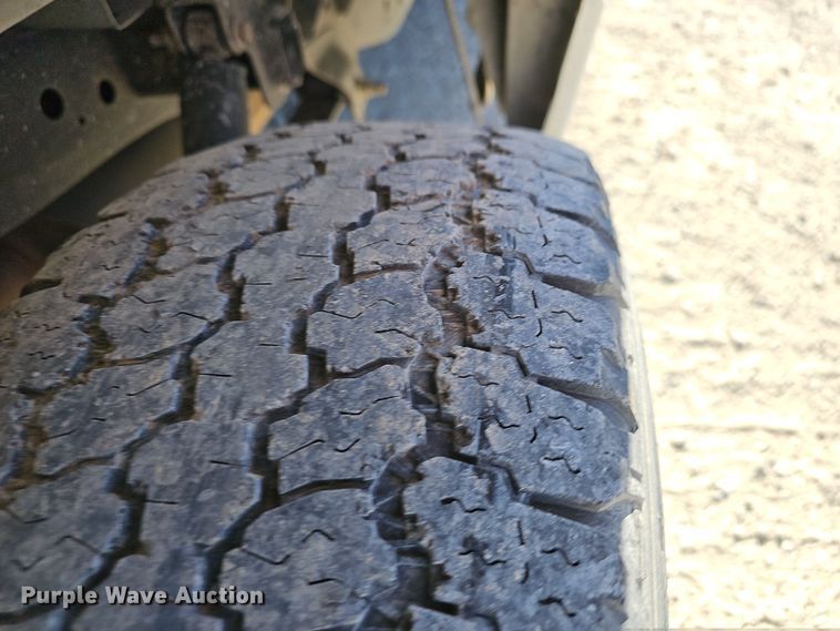 image for item NP9127 2012 Ford F150 XLT SuperCrew pickup truck