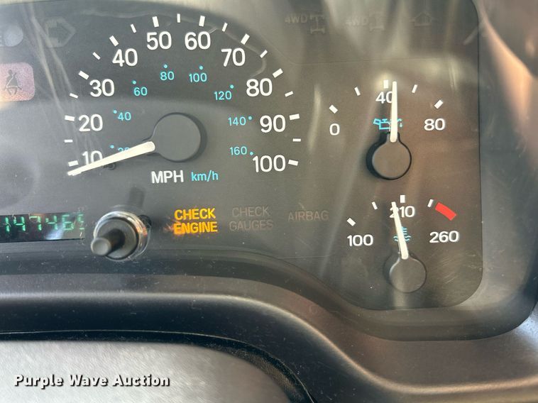 image for item NQ9878 1999 Jeep Wrangler Sport  SUV