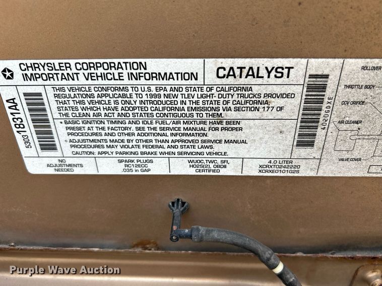 image for item NQ9878 1999 Jeep Wrangler Sport  SUV