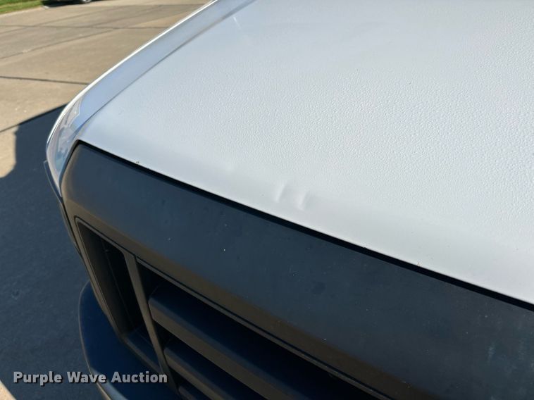 image for item NQ9968 2013 Ford E250 Super Duty  van