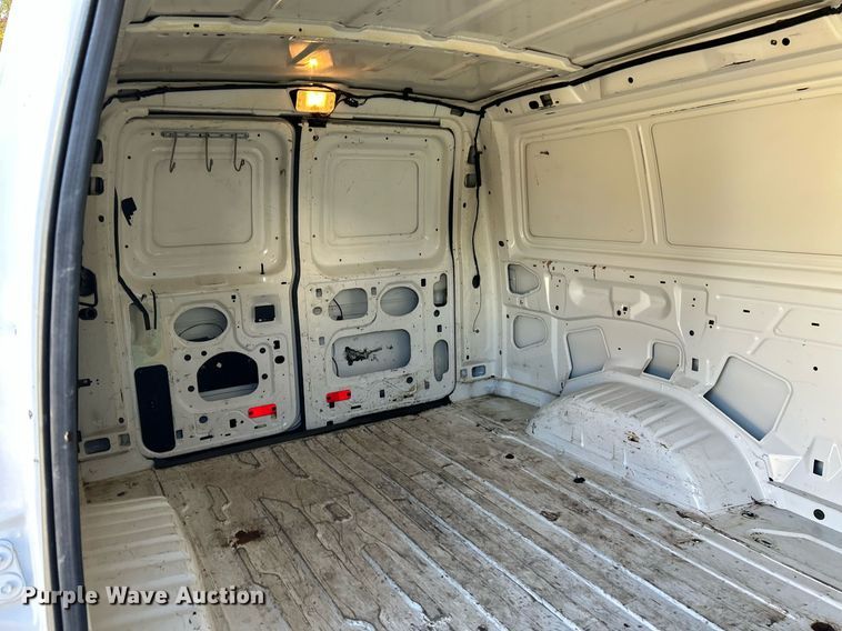 image for item NQ9968 2013 Ford E250 Super Duty  van