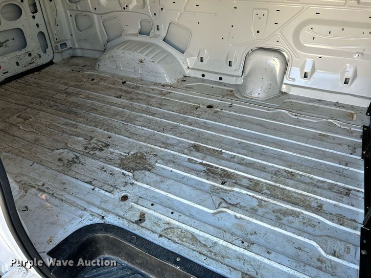 image for item NQ9968 2013 Ford E250 Super Duty  van