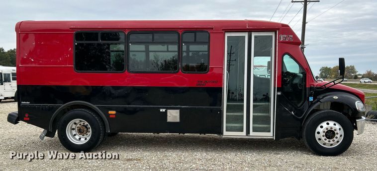 image for item NR9280 2018 Freightliner M2  shuttle bus