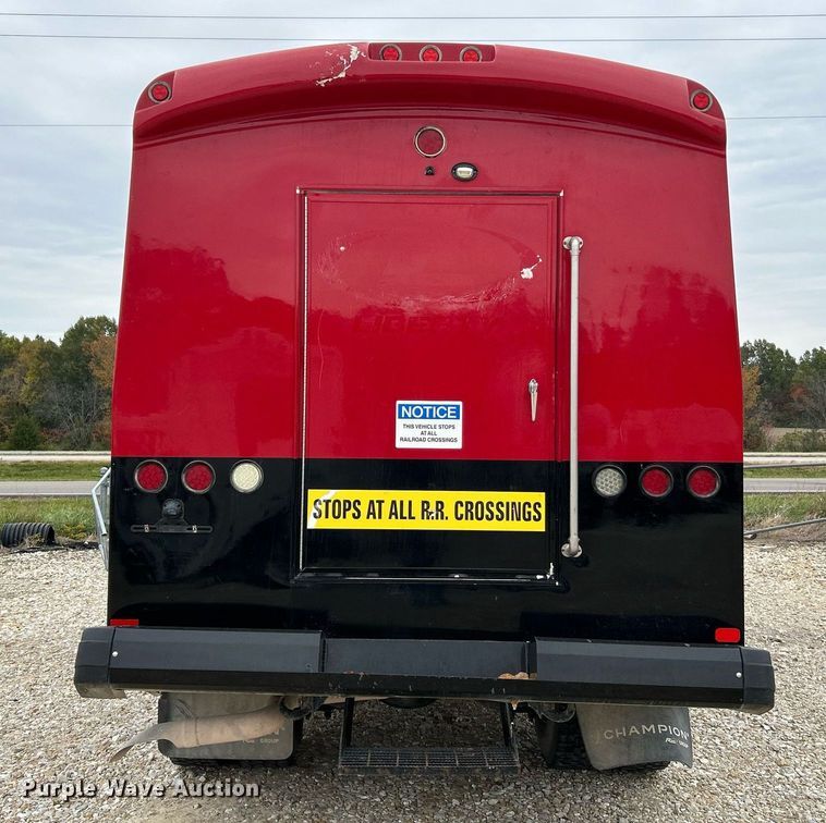 image for item NR9280 2018 Freightliner M2  shuttle bus