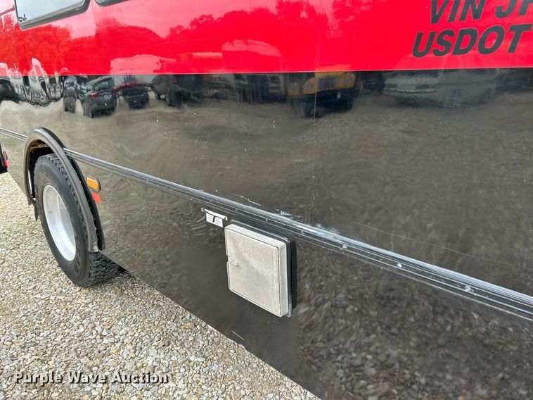 image for item NR9280 2018 Freightliner M2  shuttle bus