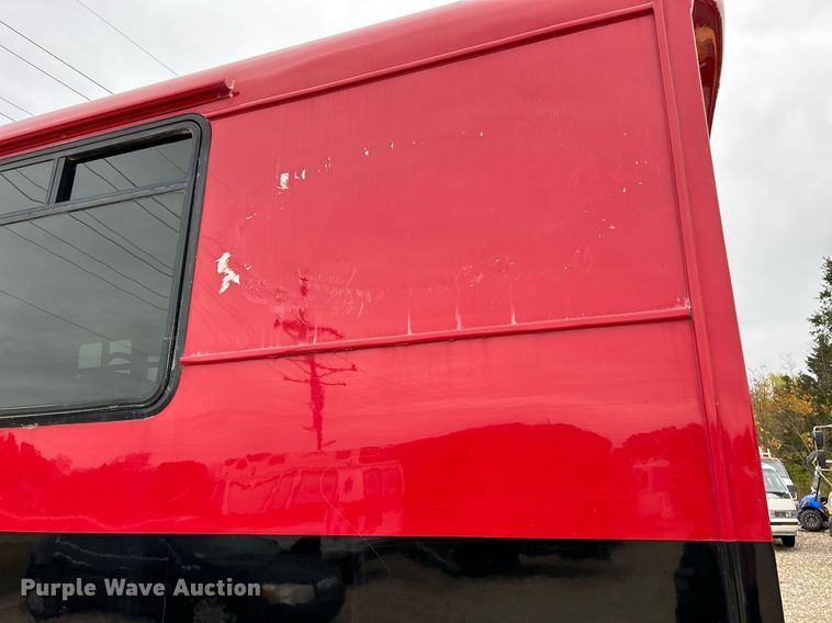 image for item NR9280 2018 Freightliner M2  shuttle bus