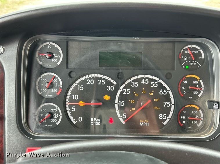 image for item NR9280 2018 Freightliner M2  shuttle bus