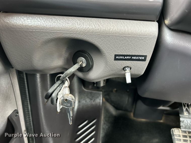 image for item NR9280 2018 Freightliner M2  shuttle bus