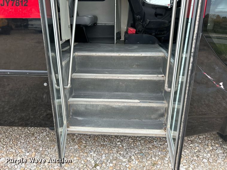 image for item NR9280 2018 Freightliner M2  shuttle bus