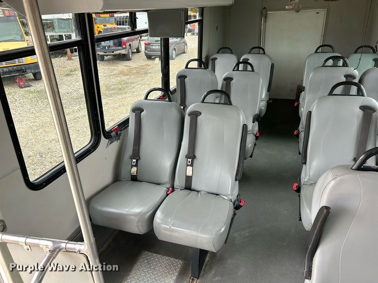image for item NR9280 2018 Freightliner M2  shuttle bus