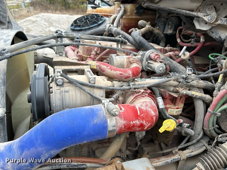 image for item NR9280 2018 Freightliner M2  shuttle bus