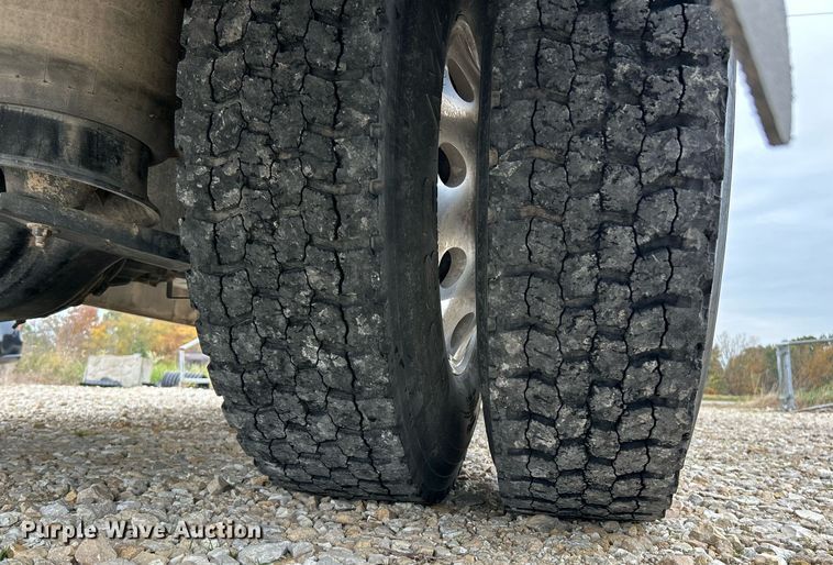 image for item NR9280 2018 Freightliner M2  shuttle bus