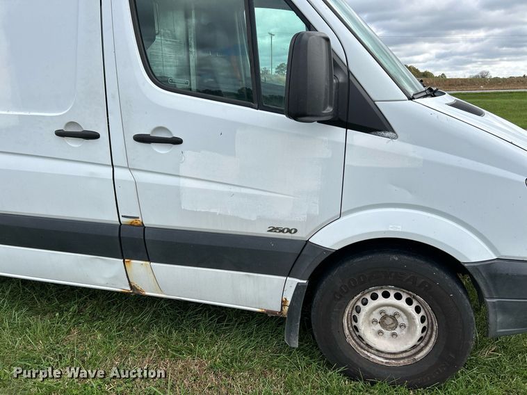 image for item NR9306 2011 Mercedes Benz Sprinter 2500 Bluetec  van