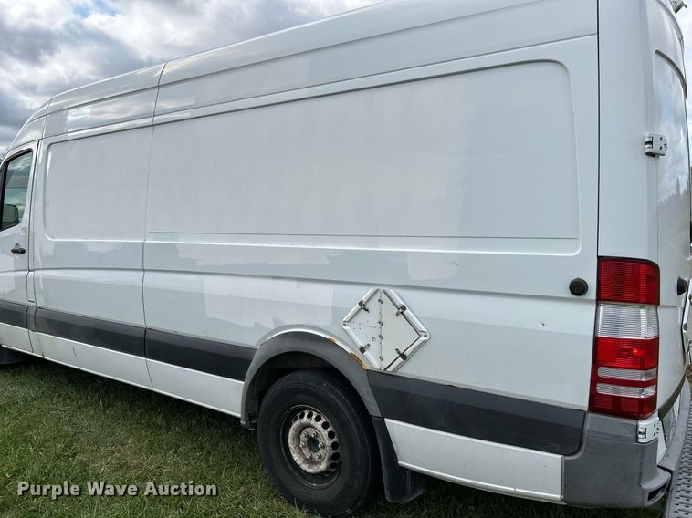 image for item NR9306 2011 Mercedes Benz Sprinter 2500 Bluetec  van