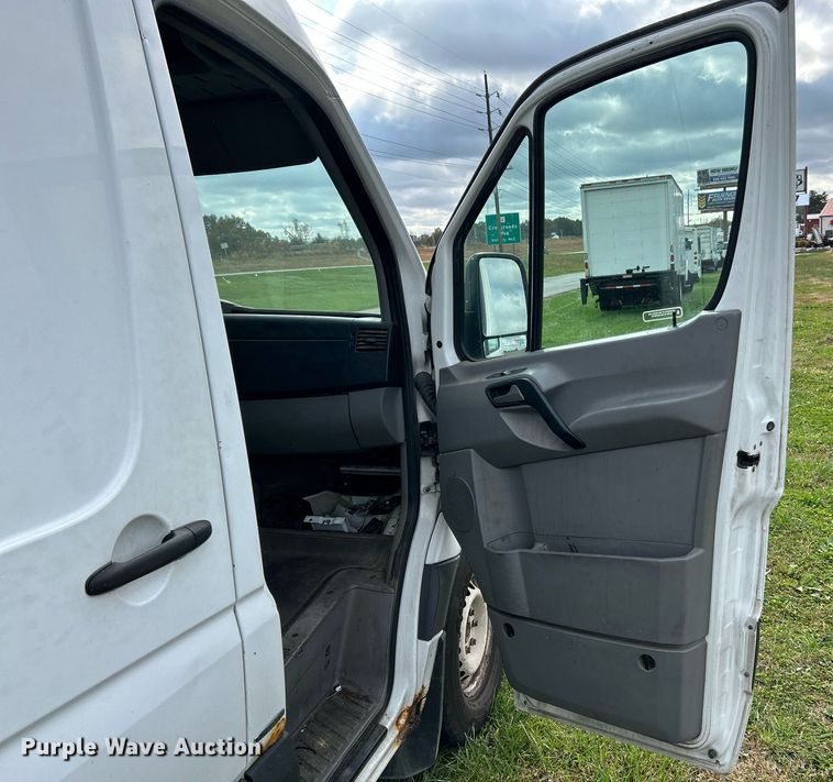 image for item NR9306 2011 Mercedes Benz Sprinter 2500 Bluetec  van