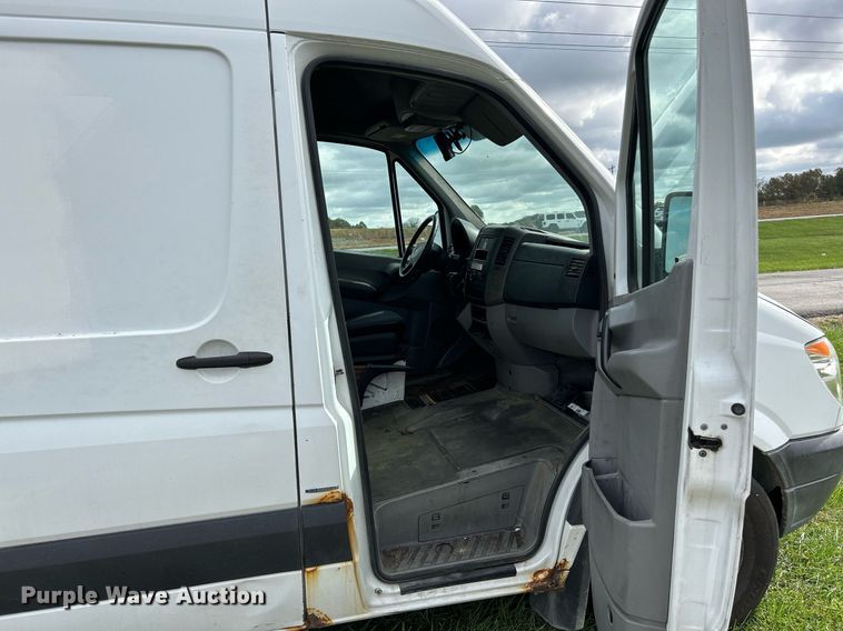 image for item NR9306 2011 Mercedes Benz Sprinter 2500 Bluetec  van