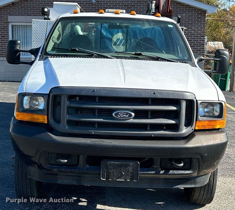 image for item NR9332 2001 Ford F550 Super Duty XL  utility / service truck