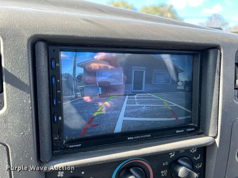 image for item NR9332 2001 Ford F550 Super Duty XL  utility / service truck