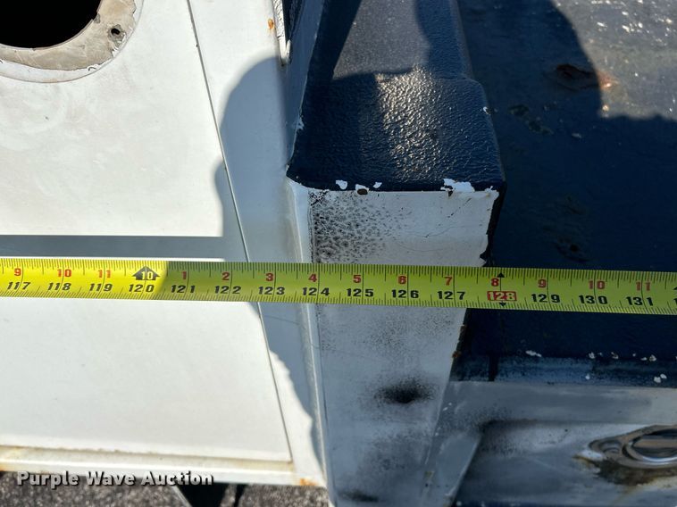 image for item NR9332 2001 Ford F550 Super Duty XL  utility / service truck