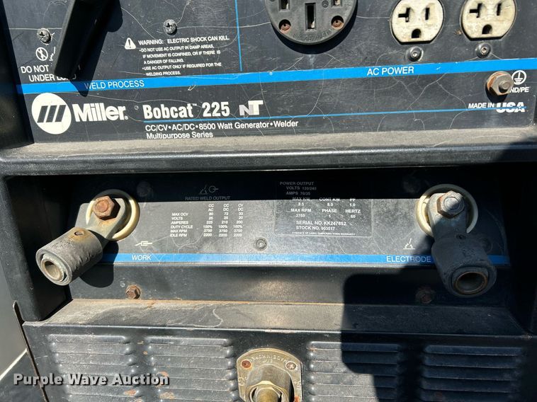 image for item NR9332 2001 Ford F550 Super Duty XL  utility / service truck