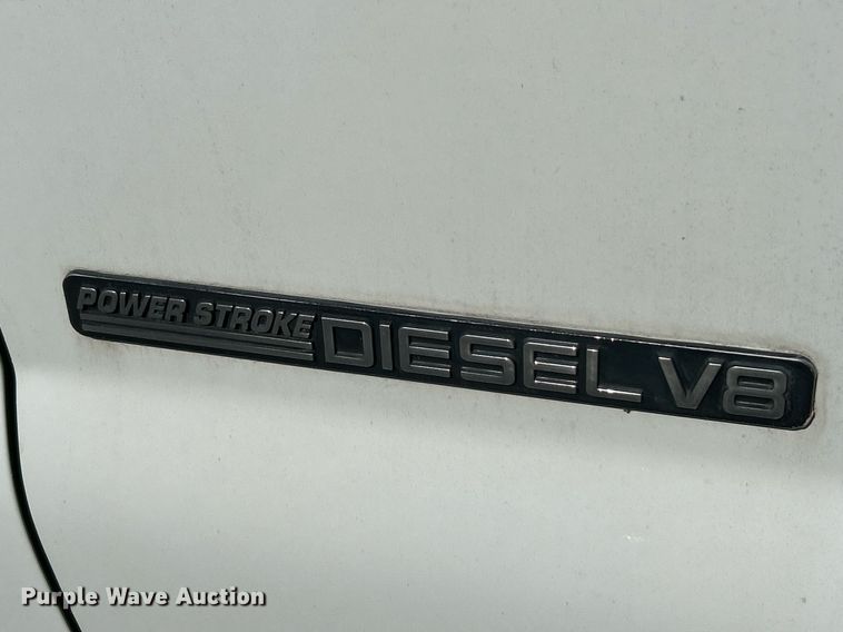 image for item NR9332 2001 Ford F550 Super Duty XL  utility / service truck