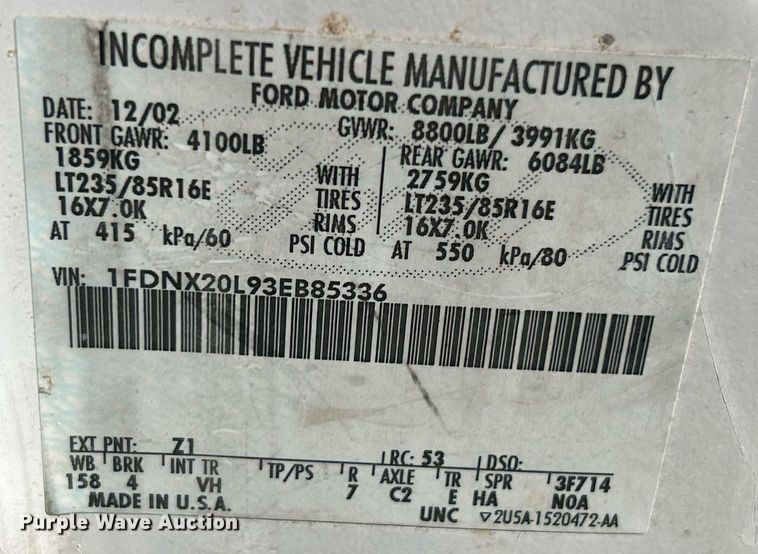 image for item NR9334 2003 Ford F250 Super Duty XL  SuperCab utility bed pickup truck