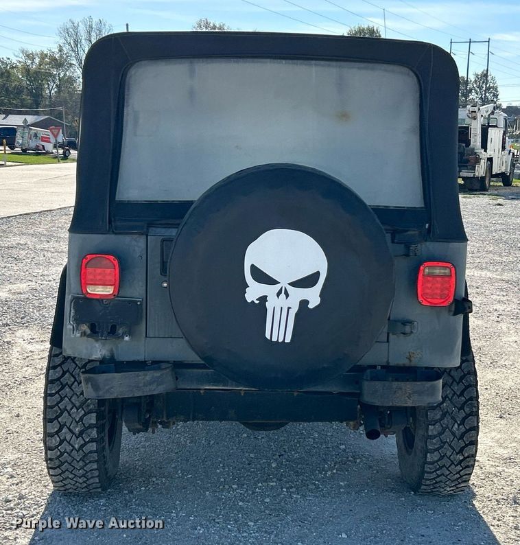 image for item NR9367 1993 Jeep Wrangler  SUV