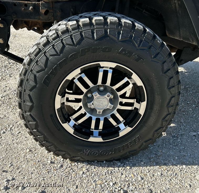 image for item NR9367 1993 Jeep Wrangler  SUV