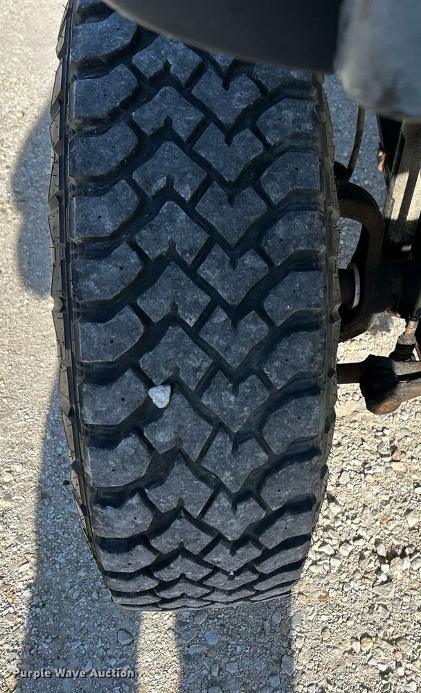 image for item NR9367 1993 Jeep Wrangler  SUV