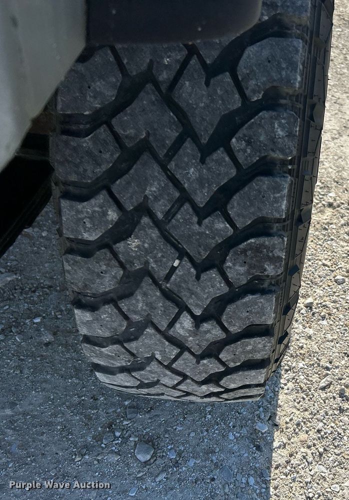 image for item NR9367 1993 Jeep Wrangler  SUV