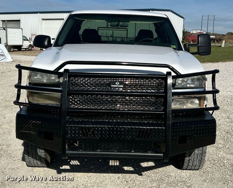 image for item NR9368 2006 Chevrolet Silverado 2500HD  Ext. Cab pickup truck