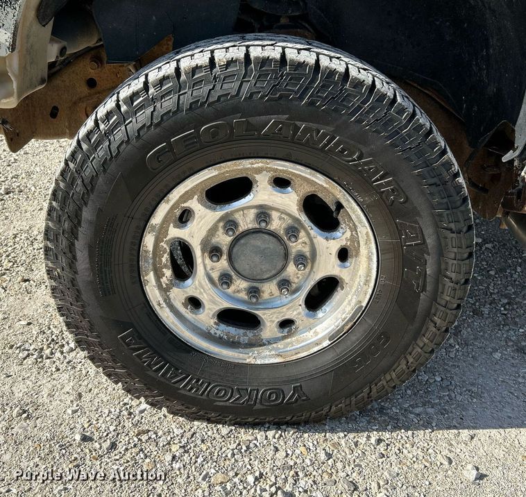 image for item NR9368 2006 Chevrolet Silverado 2500HD  Ext. Cab pickup truck