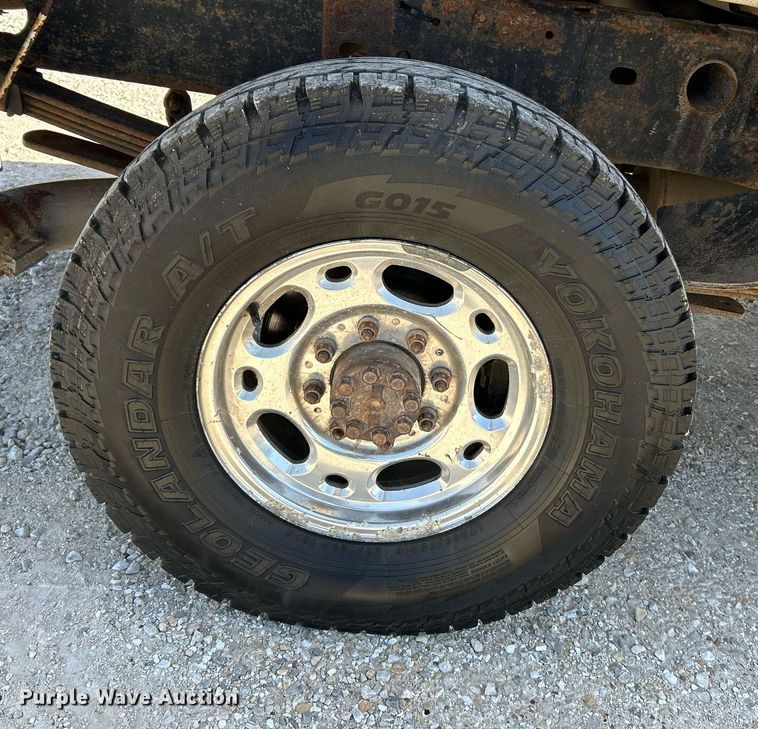 image for item NR9368 2006 Chevrolet Silverado 2500HD  Ext. Cab pickup truck