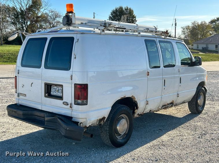 image for item NR9370 2005 Ford E250  van