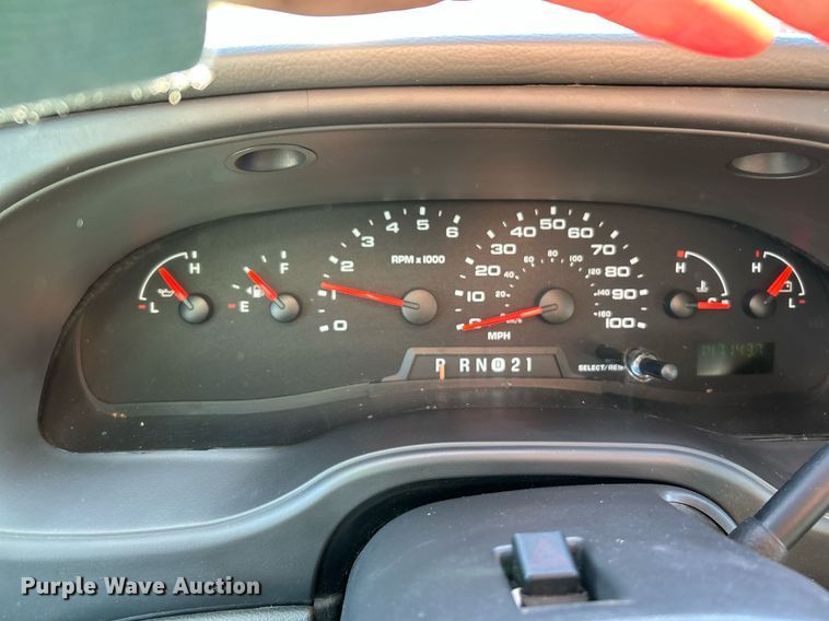 image for item NR9370 2005 Ford E250  van