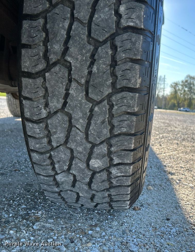 image for item NR9370 2005 Ford E250  van